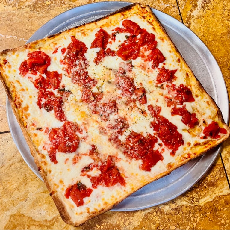 Fast Delivery for Delicious Italian Pizza and Pasta