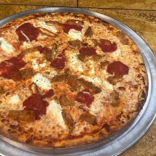 Chicken Parmigiana Supreme Pizza