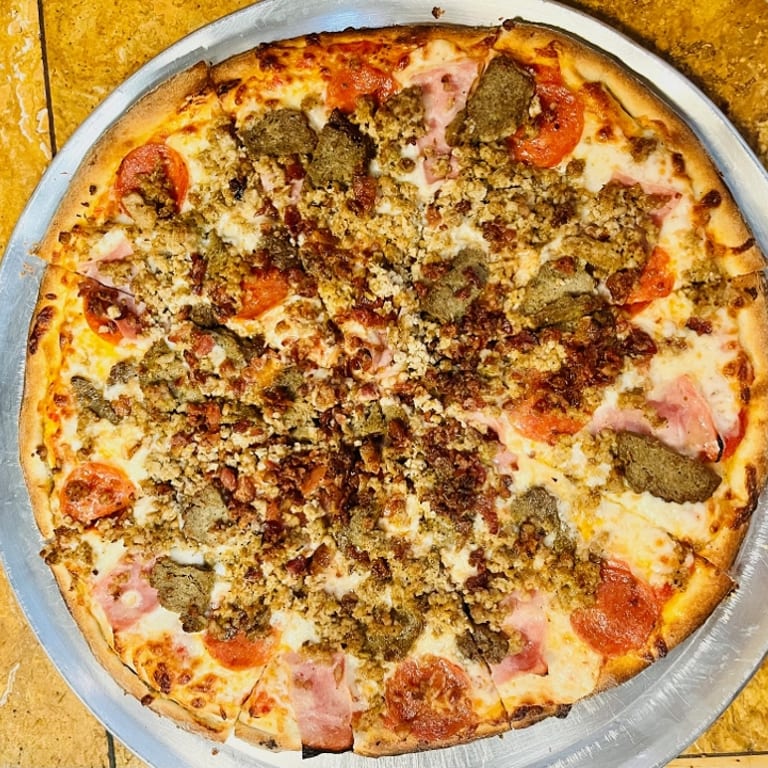 Supreme Pizza: A Flavorful Italian Delight
